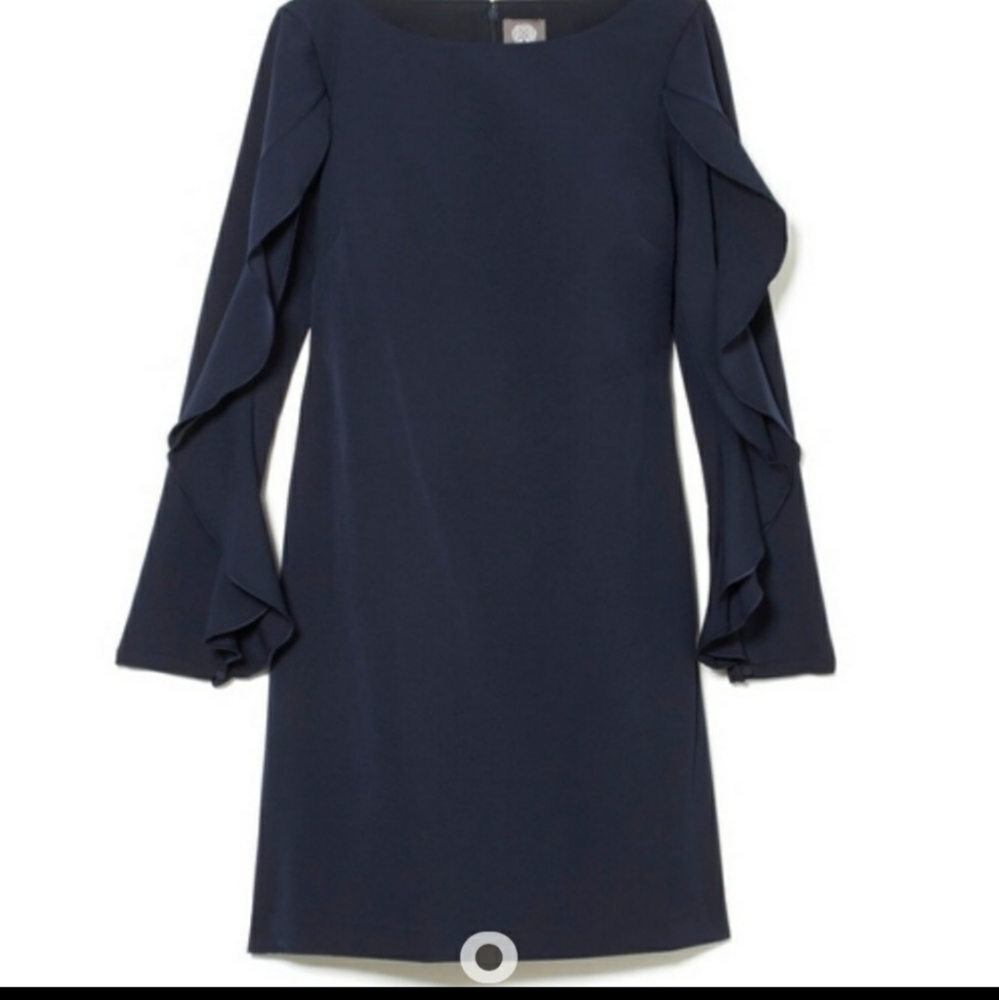 Vince Camuto navy blue 👗